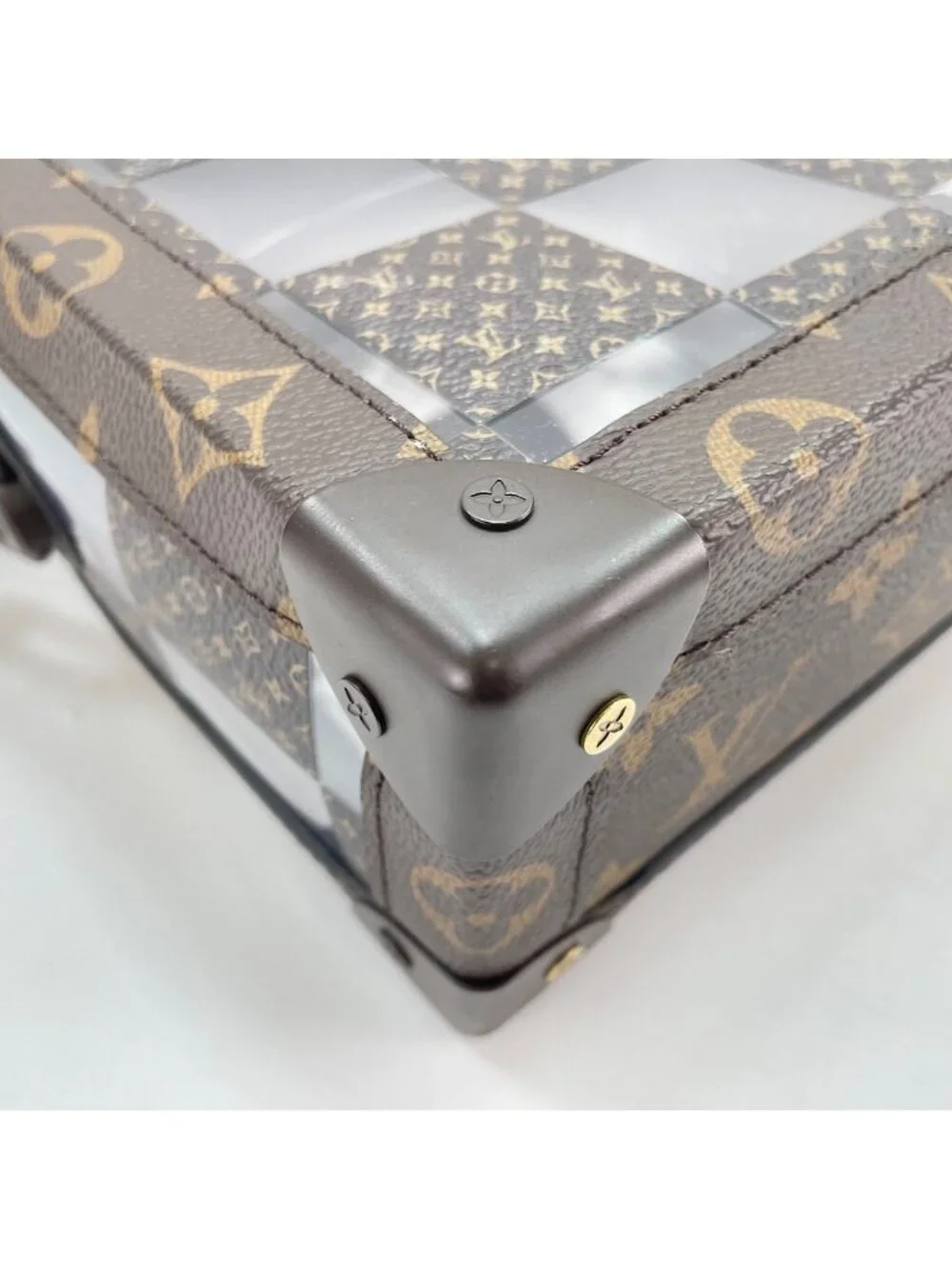 Louis Vuitton Shoulder Bag Slim Soft Trunk